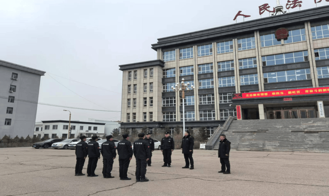 强化技能<strong></p>
<p>保安服务
</strong>，提升服务，共筑安全防线——忻州市保安服务公司开展安保培训活动:保安服务
