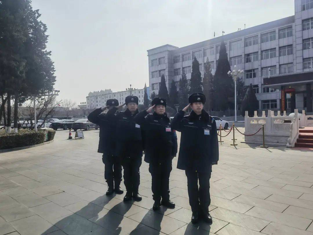 大正保安服务集团公司以专业守护岁月静好<strong></p>
<p>保安服务
</strong>，以初心共赴美好未来:保安服务
